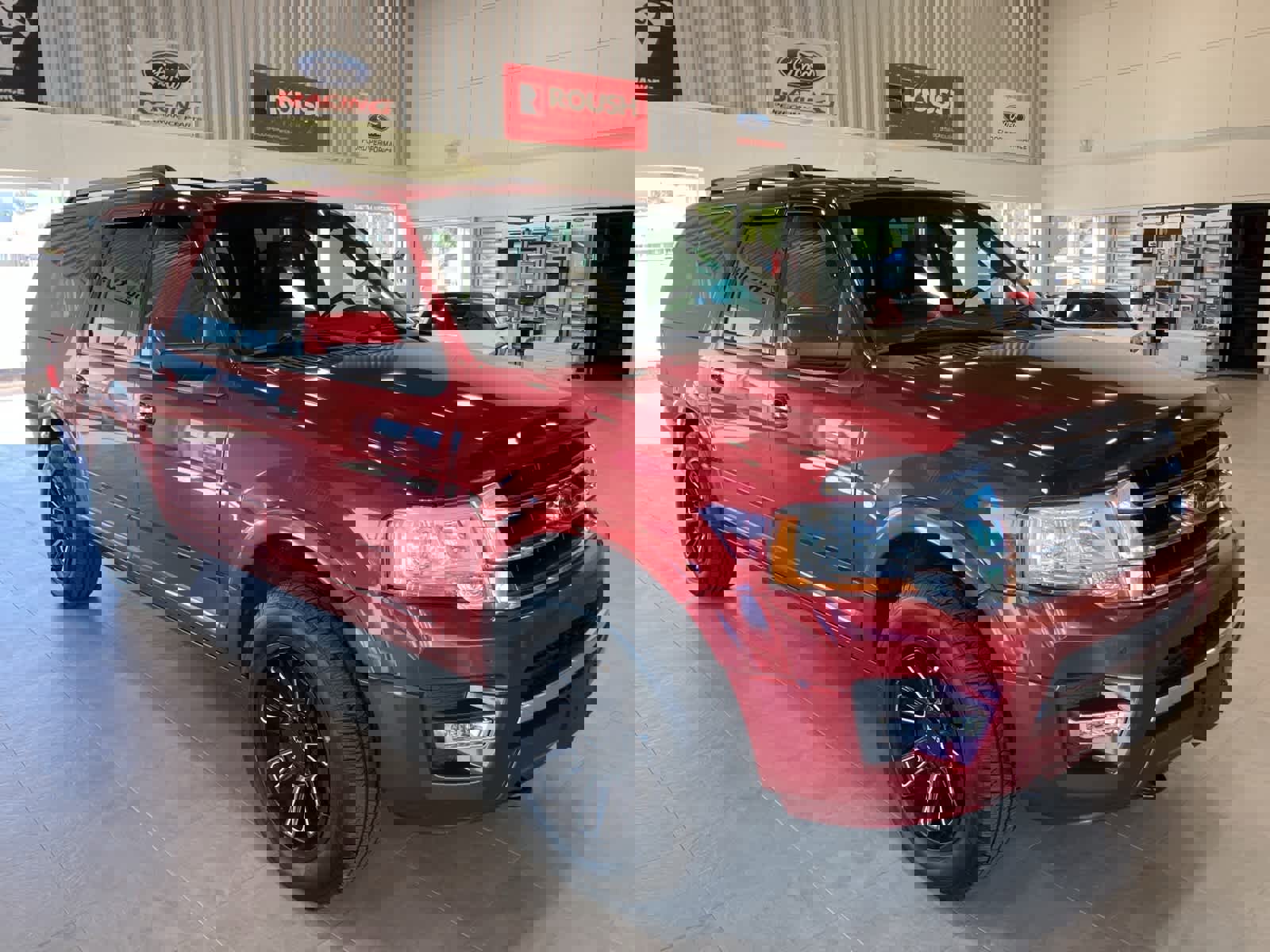 Used 2016 Ford Expedition EL Limited w/ Equipment Group 301A image 3