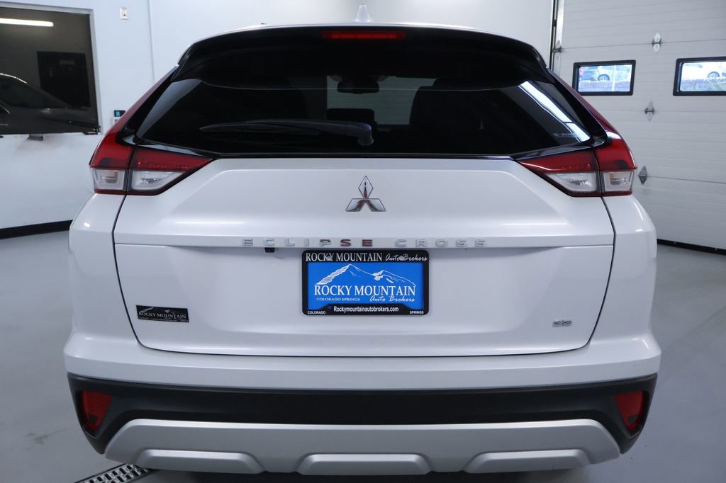 Used 2025 Mitsubishi Eclipse Cross SE image 6