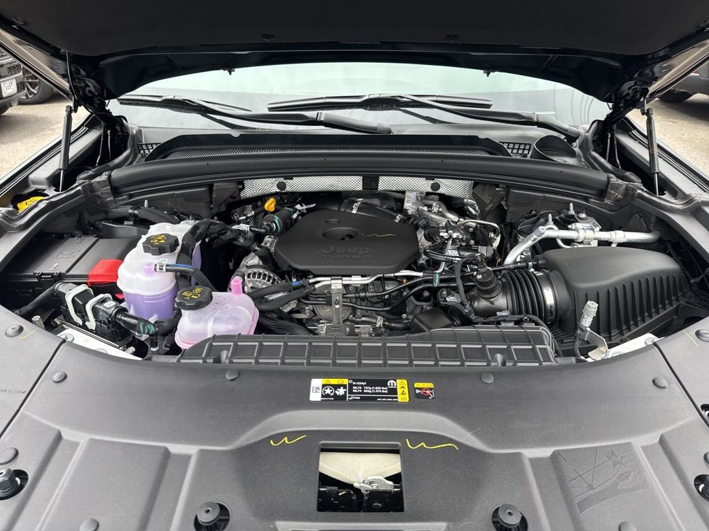 New 2026 Jeep Grand Cherokee Limited image 32