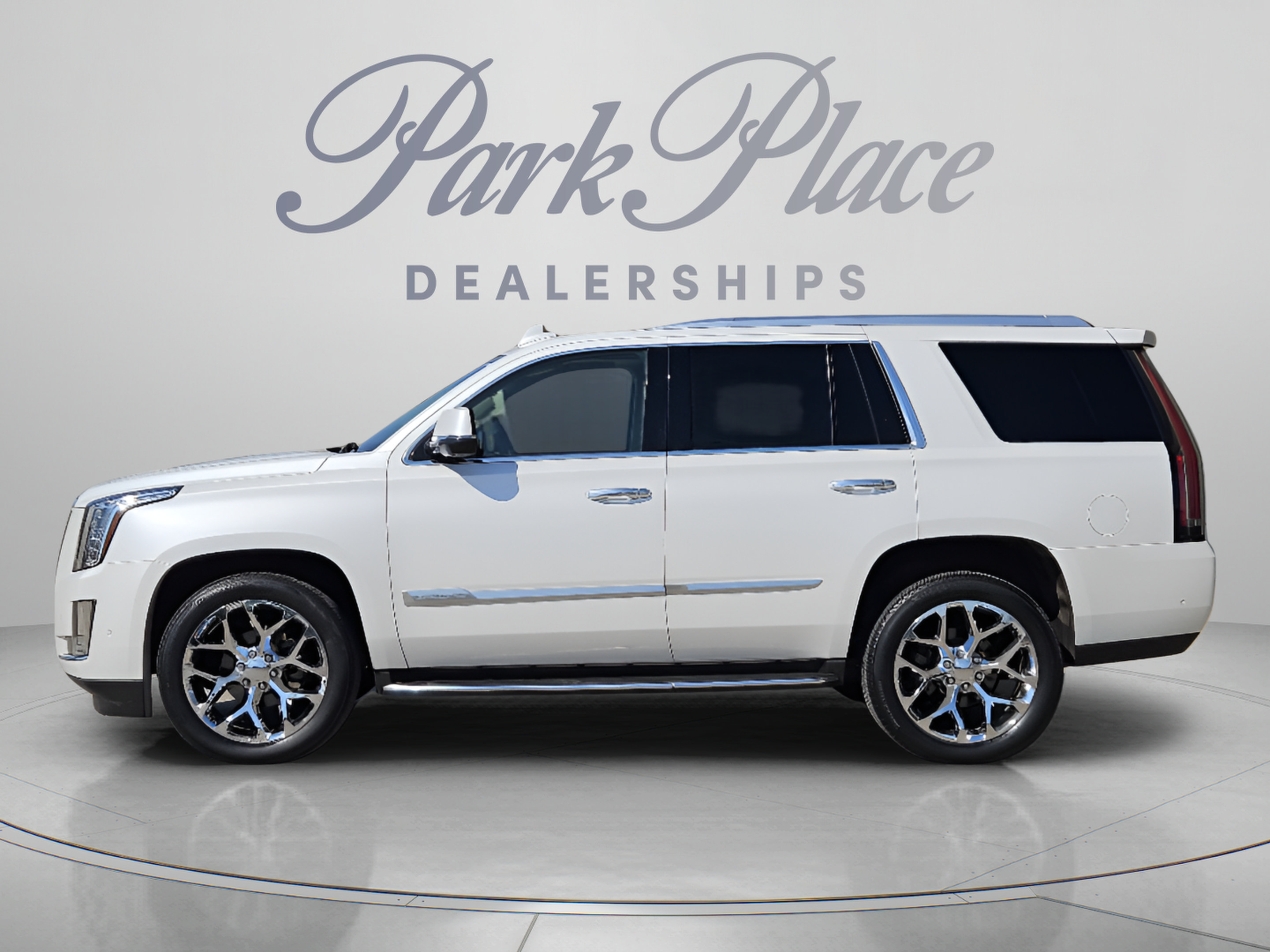Used 2017 Cadillac Escalade Luxury RWD video 2