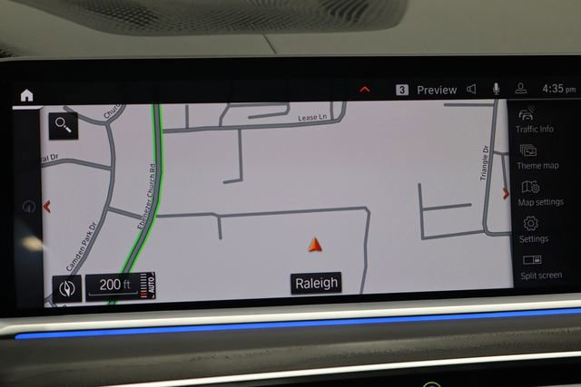 Used 2022 BMW X7 xDrive40i w/ Cold Weather Package image 8