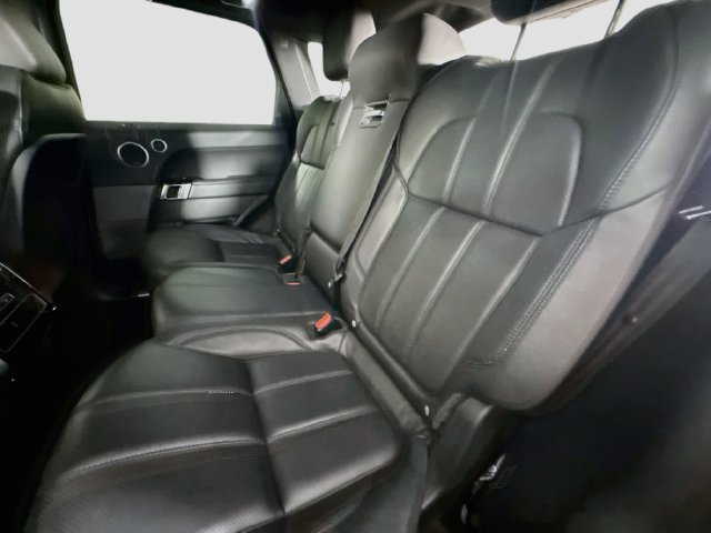 Used 2016 Land Rover Range Rover Sport HSE AWD/4WD image 24