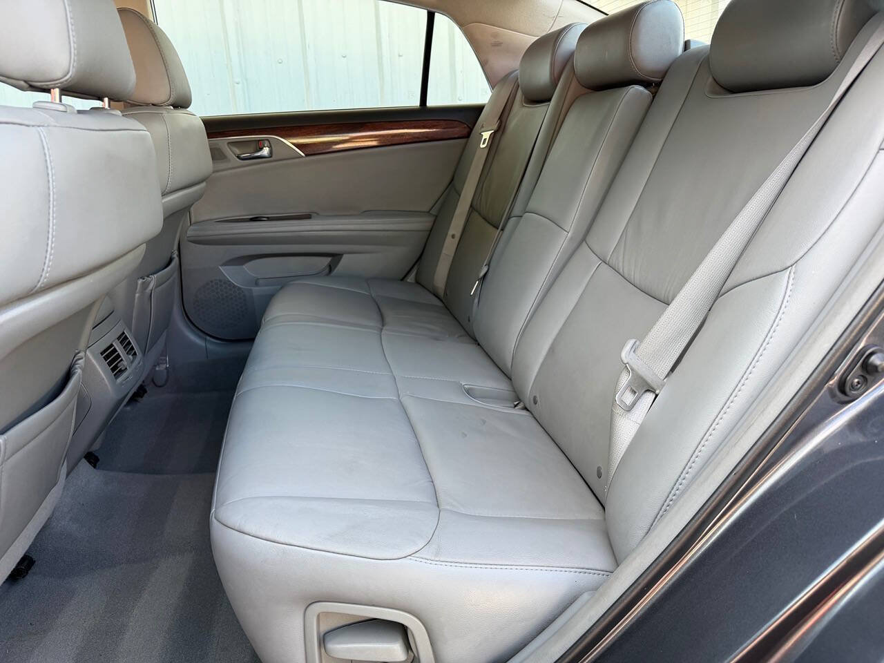 Used 2008 Toyota Avalon Touring FWD image 19