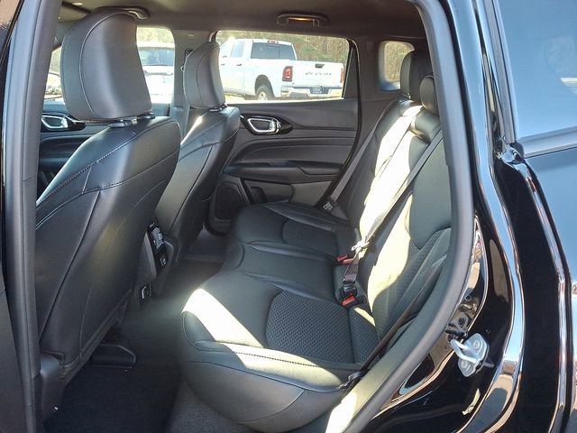 New 2026 Jeep Compass Latitude image 7