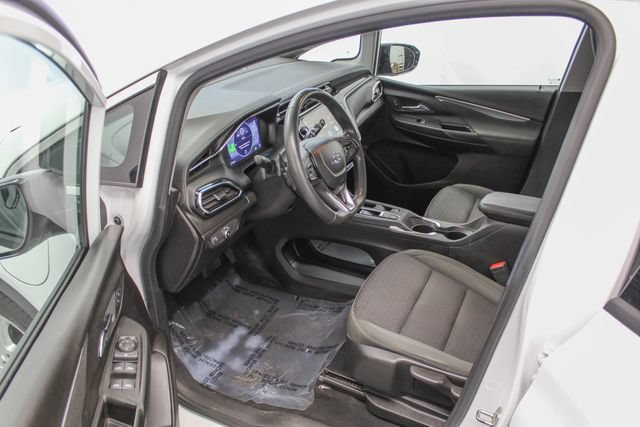 Used 2023 Chevrolet Bolt LT w/ Driver Confidence Package FWD image 16