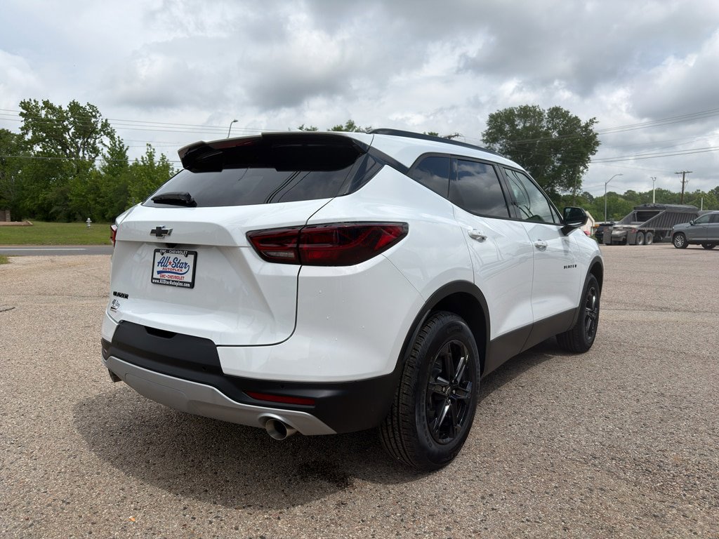 New 2026 Chevrolet Blazer LT FWD image 10