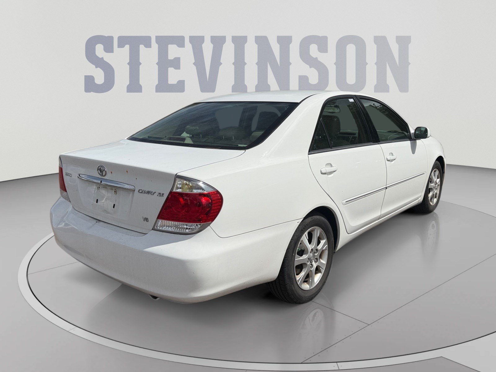 Used 2005 Toyota Camry XLE FWD image 5