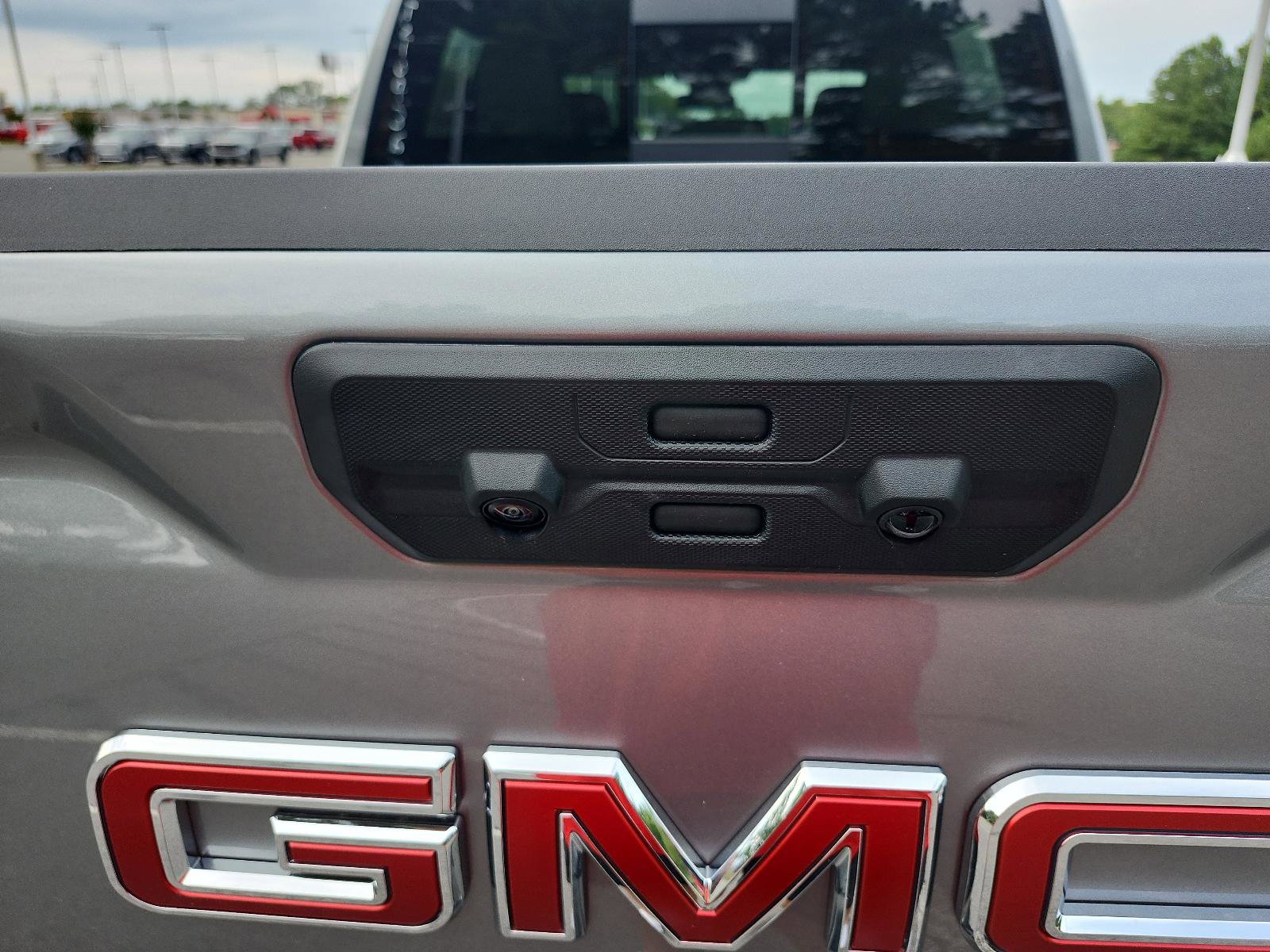 New 2026 GMC Sierra 1500 SLT w/ SLT Premium Plus Package image 10
