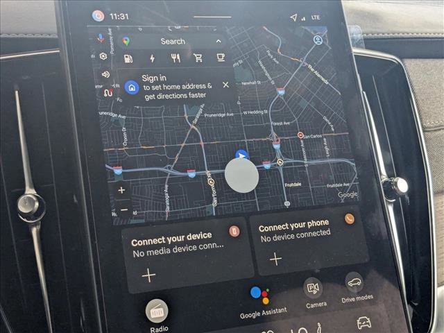 New 2026 Volvo XC90 T8 Plus w/ Protection Package Premier image 13