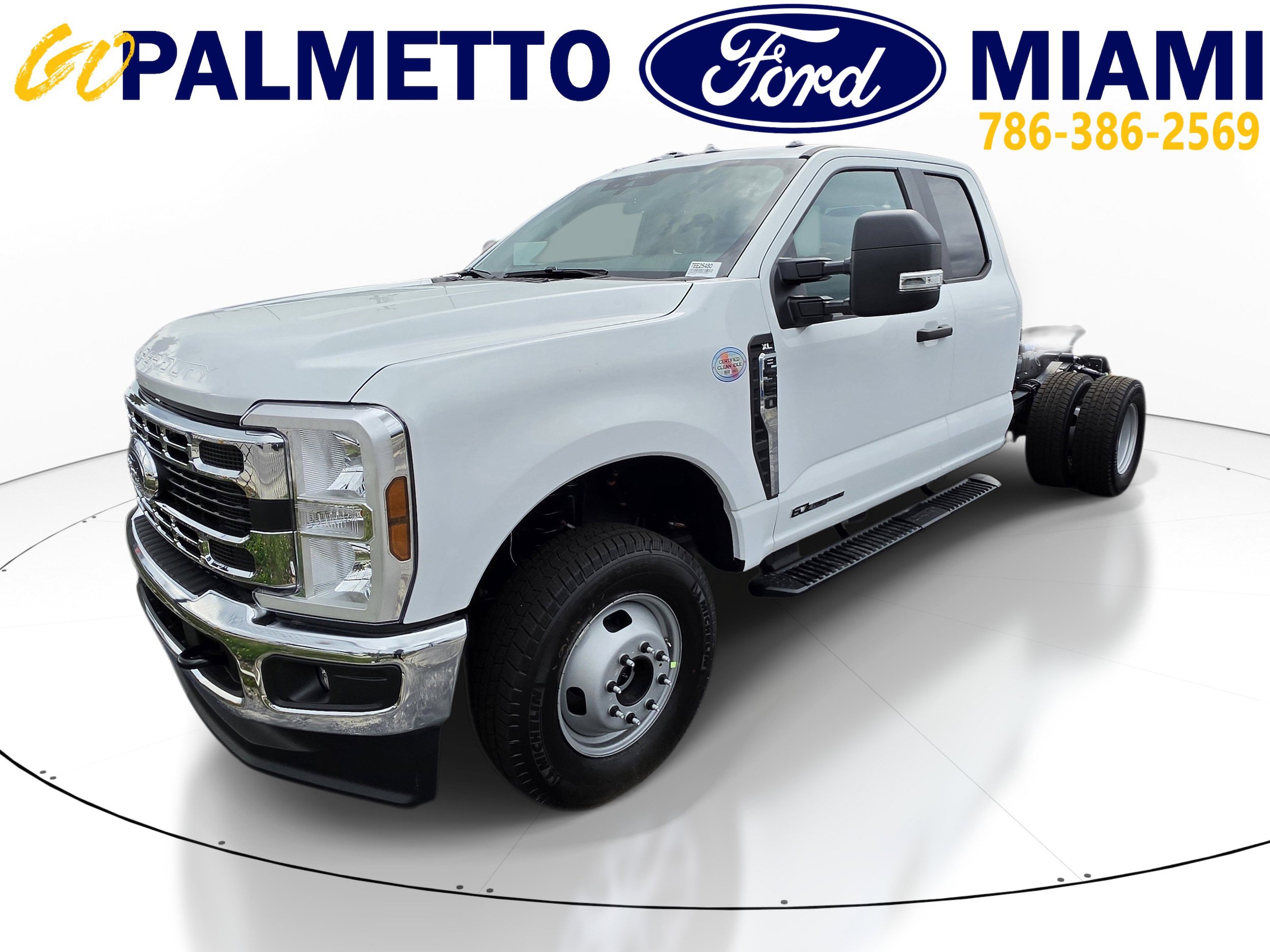 New 2026 Ford F350 XL w/ XL Chrome Package AWD/4WD image 2
