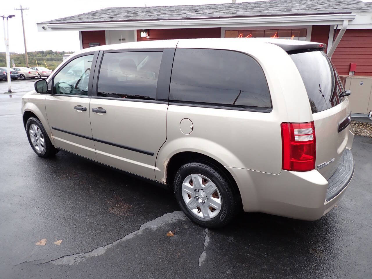 Used 2008 Dodge Grand Caravan SE w/ PWR Window Group image 4