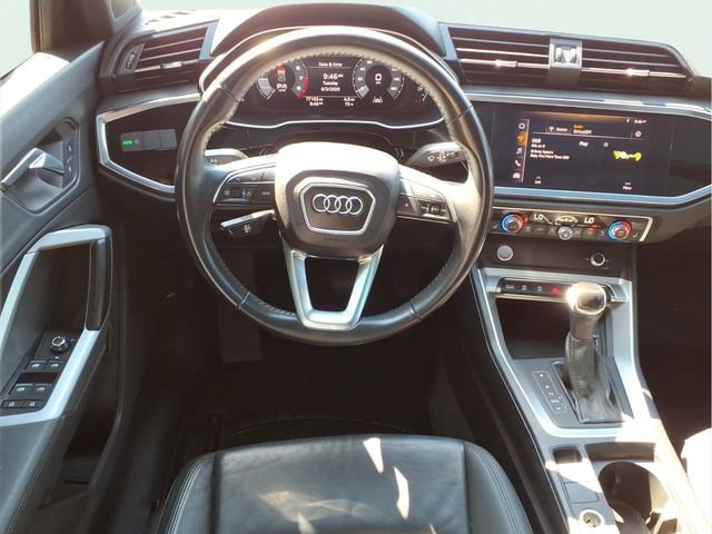 Used 2020 Audi Q3 2.0T Premium w/ Convenience Package AWD/4WD image 20