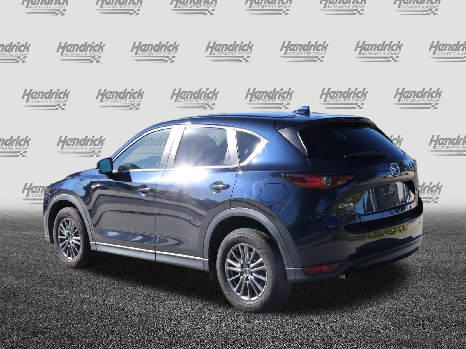 Used 2017 MAZDA CX-5 Touring w/ Preferred Equipment Package FWD image 7