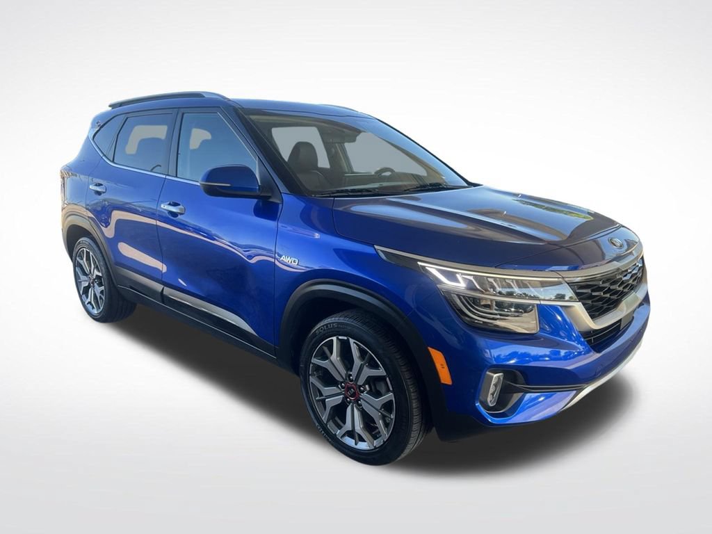 Used 2021 Kia Seltos SX w/ SX Sunroof Package AWD/4WD image 3