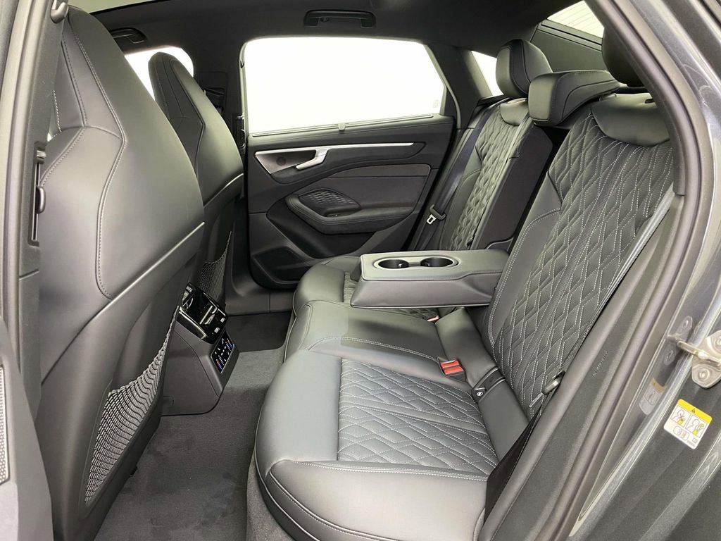 New 2026 Audi A6 Prestige image 19