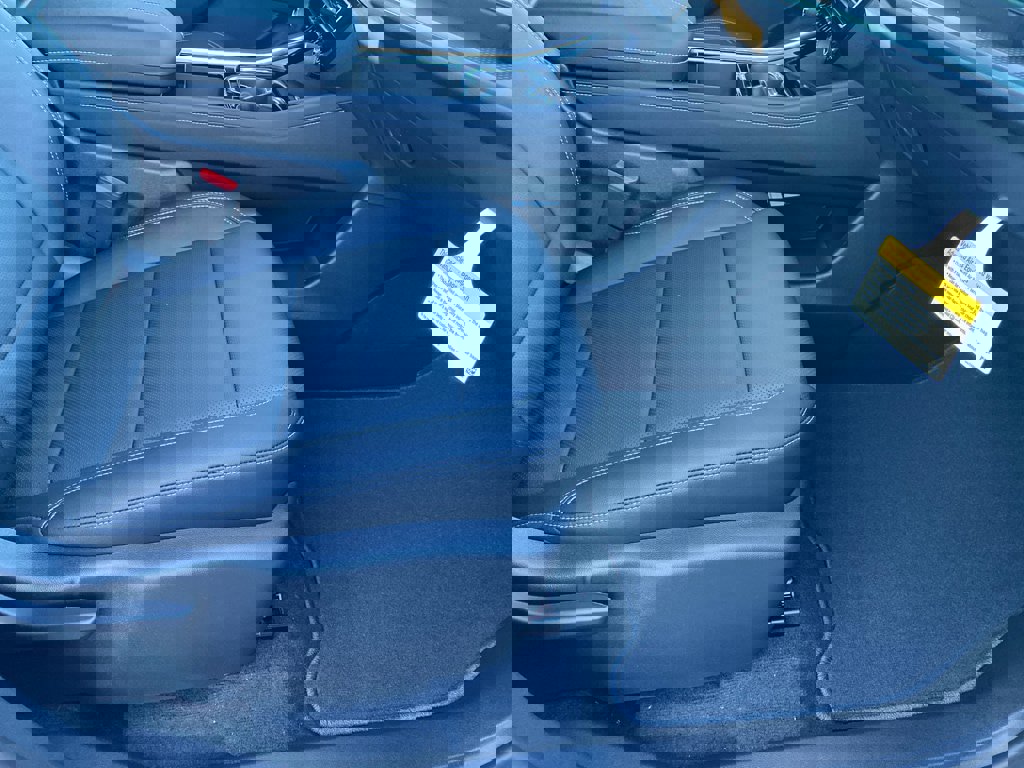 New 2026 Chevrolet Traverse LT w/ Midnight/Sport Edition image 20