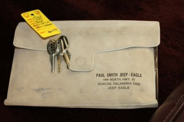 Used 1989 Jeep Grand Wagoneer image 24