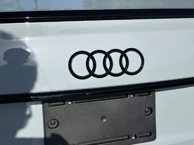 Used 2023 Audi S6 Premium Plus w/ Premium Plus Package AWD/4WD image 10