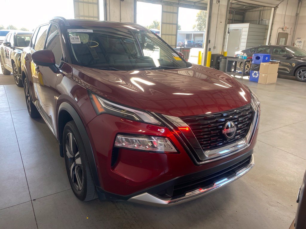 Used 2023 Nissan Rogue Platinum FWD image 1