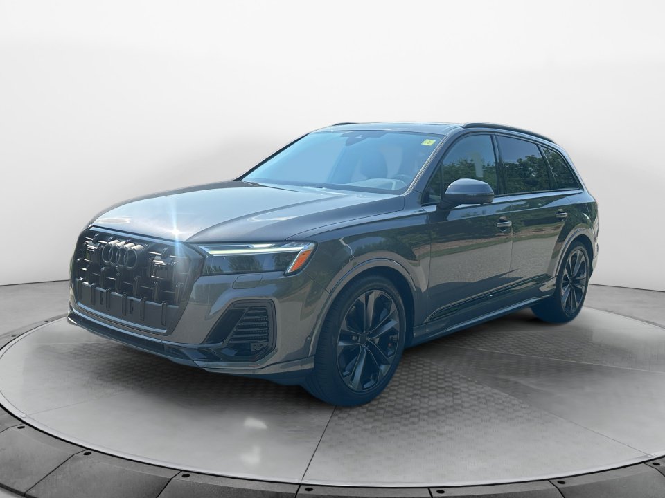Certified 2026 Audi Q7 3.0T Premium Plus w/ Premium Plus Package AWD/4WD image 3