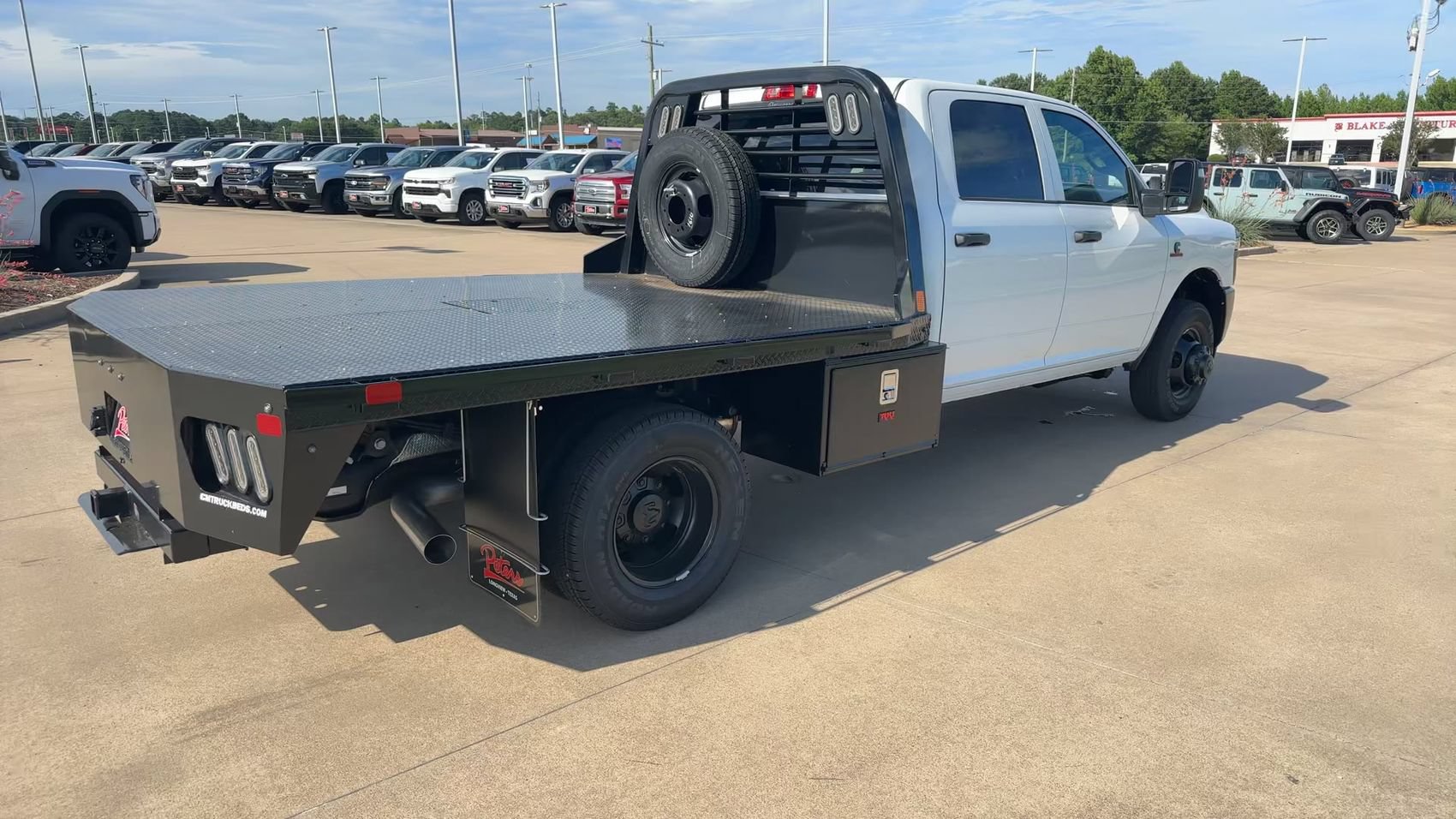 New 2026 RAM 3500 Tradesman AWD/4WD image 7