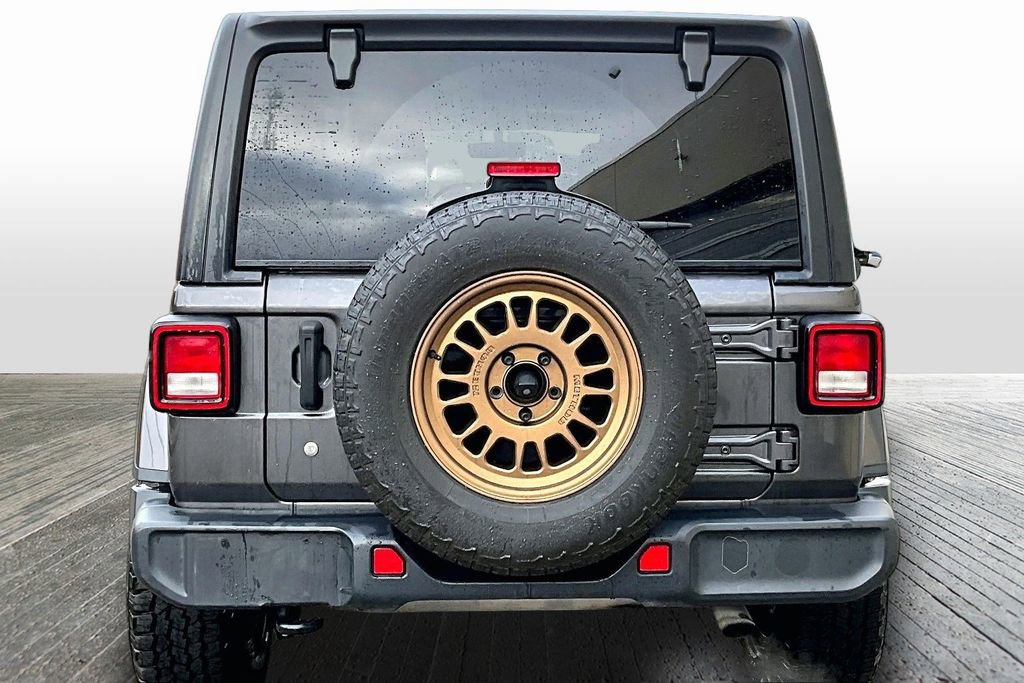 Used 2019 Jeep Wrangler Unlimited Sahara image 7