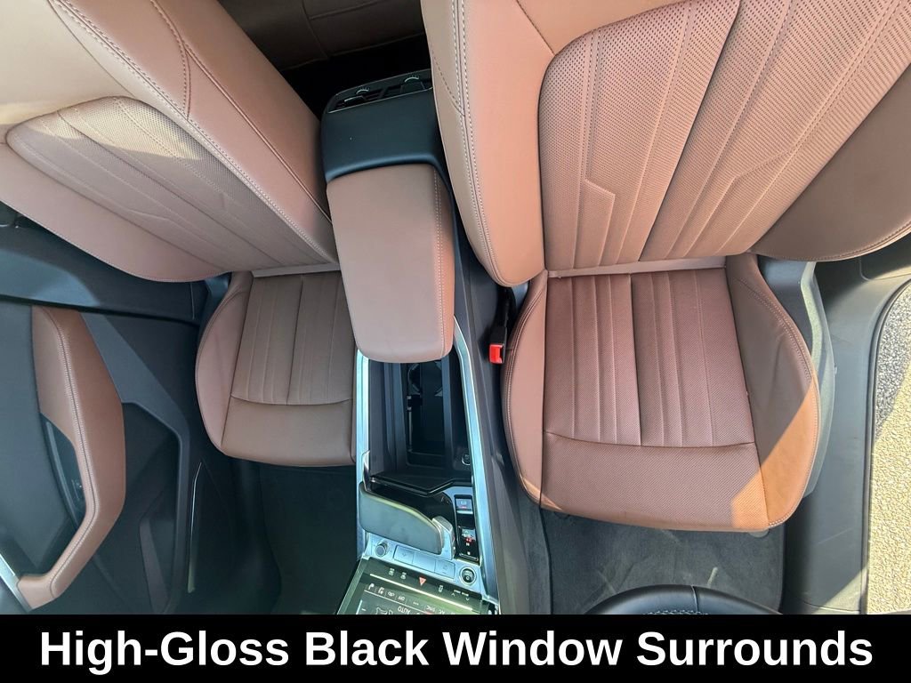 Used 2024 Audi Q8 e-tron Premium Plus w/ Premium Plus Package image 17