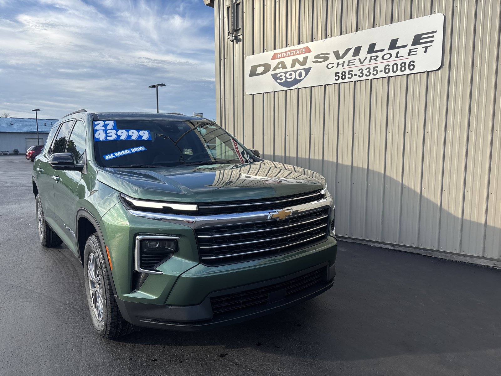 New 2027 Chevrolet Traverse LT w/ LPO, Floor Liner Package