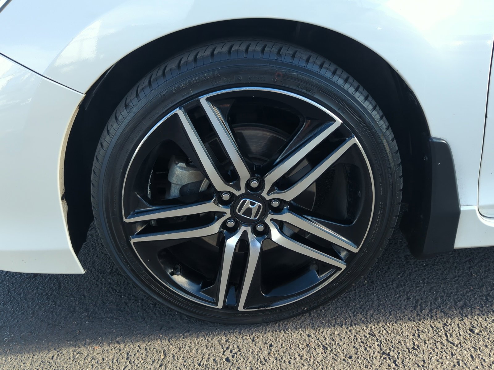 Used 2017 Honda Accord Sport image 25