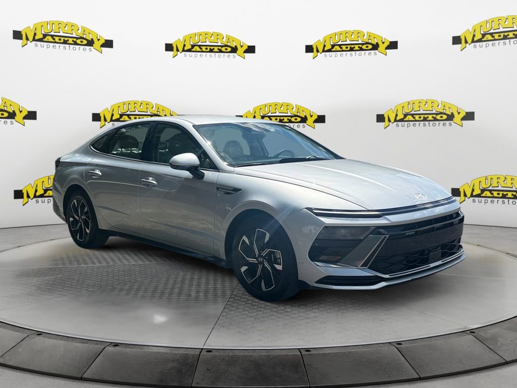 Used 2025 Hyundai Sonata SEL FWD image 7