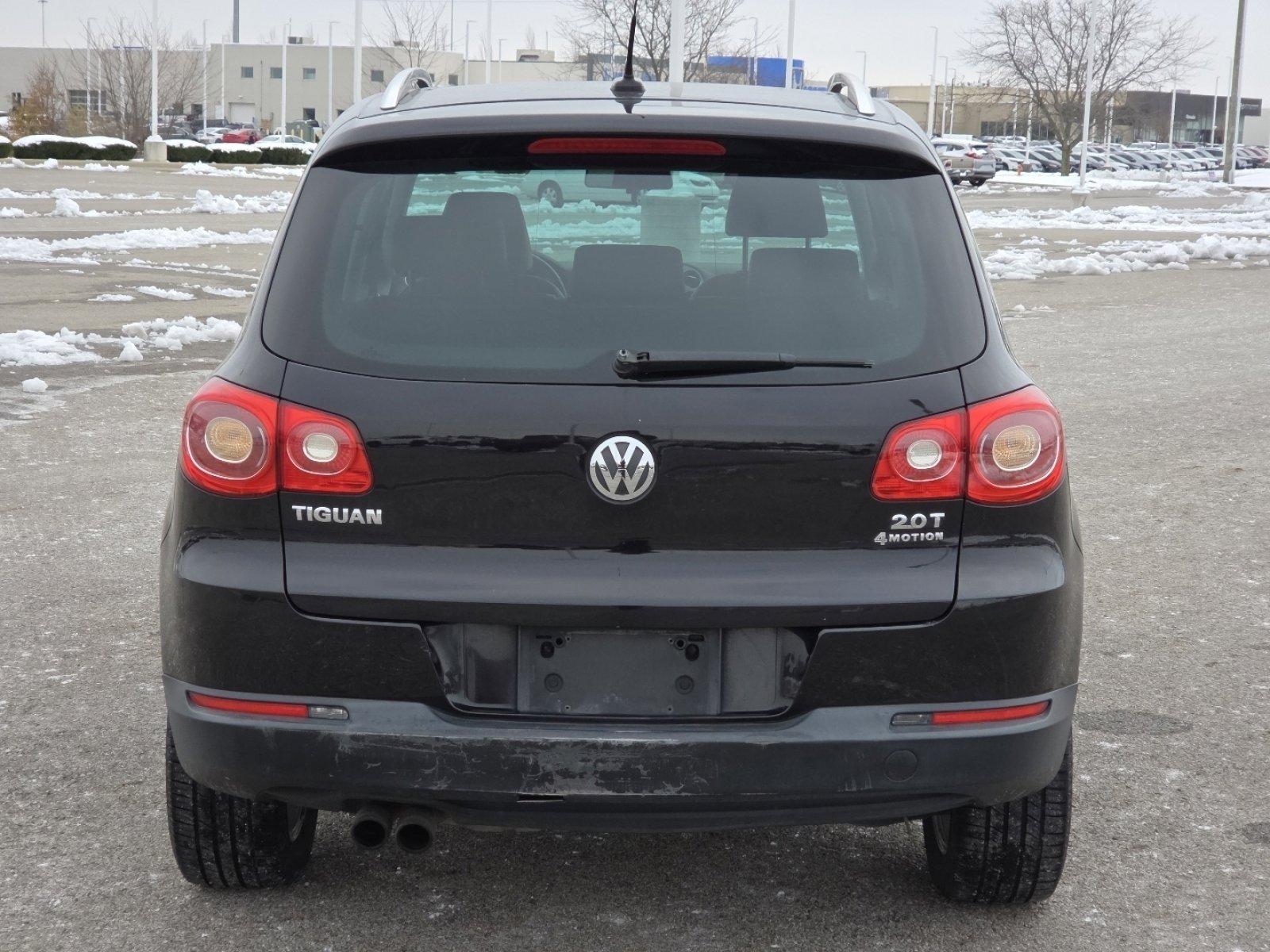 Used 2011 Volkswagen Tiguan S image 13