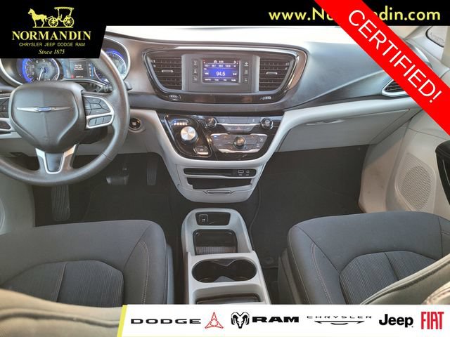 Certified 2017 Chrysler Pacifica LX FWD image 6
