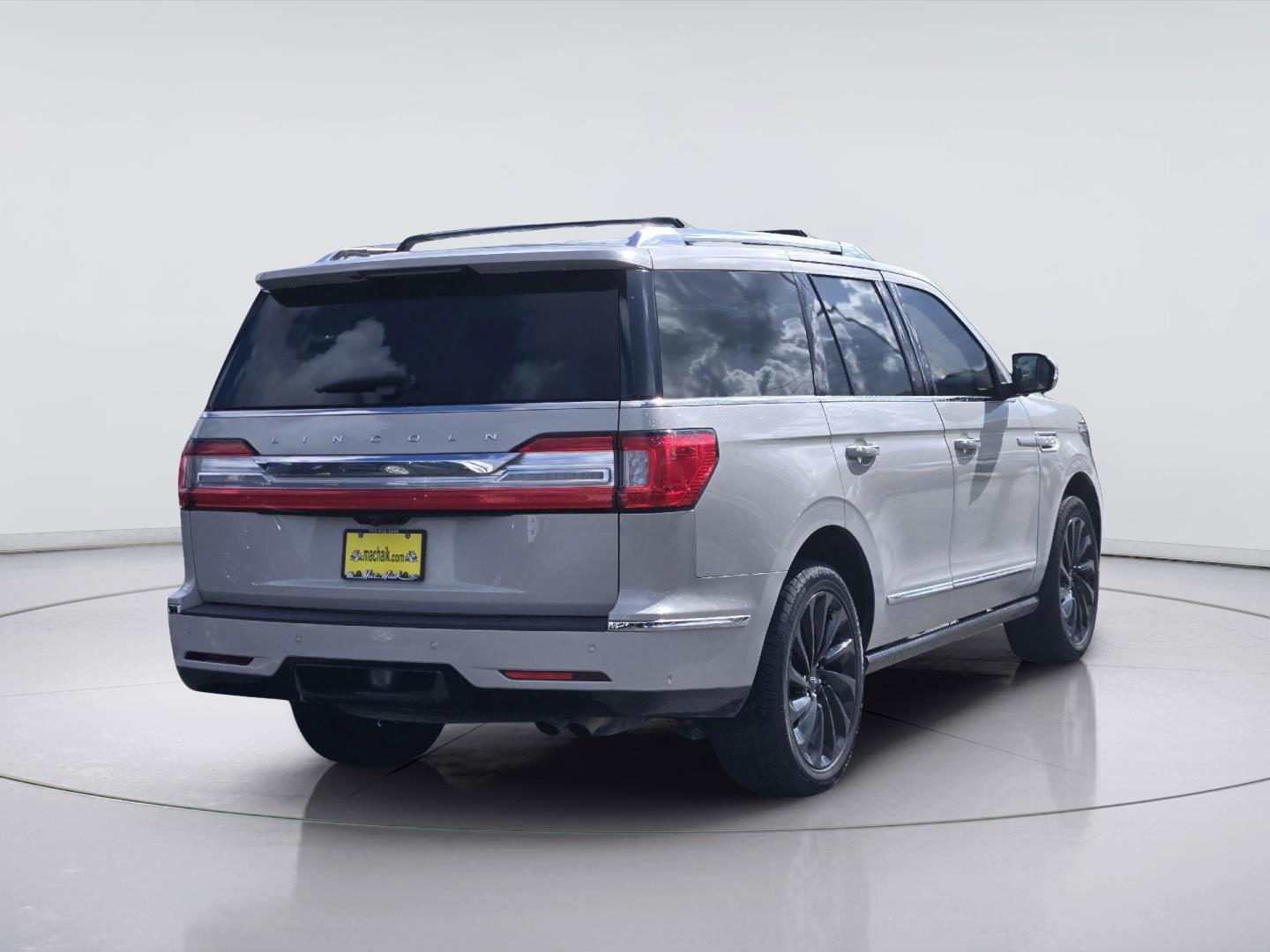 Used 2021 Lincoln Navigator Reserve AWD/4WD image 8