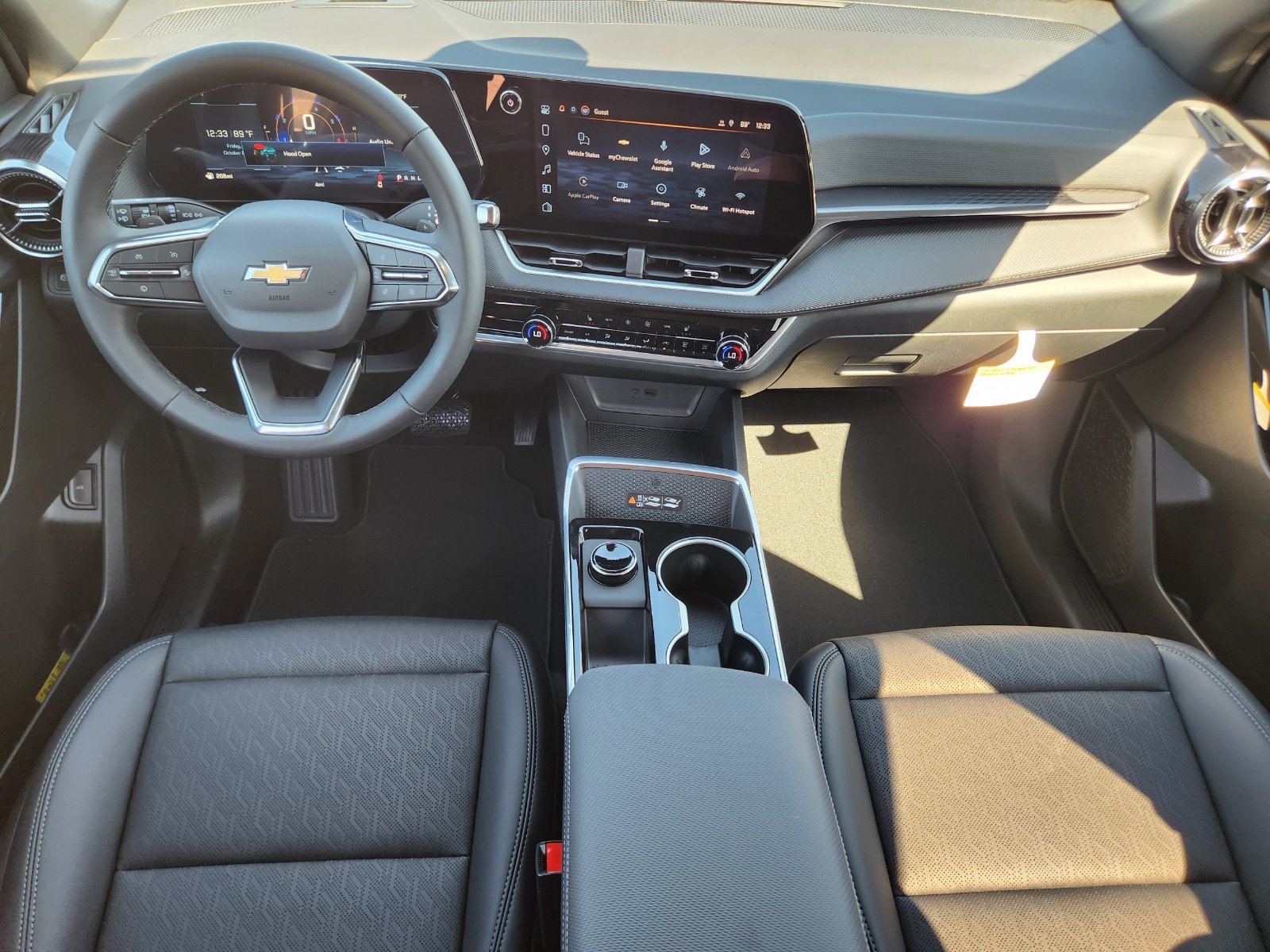New 2027 Chevrolet Equinox LT w/ Convenience Package II FWD image 22