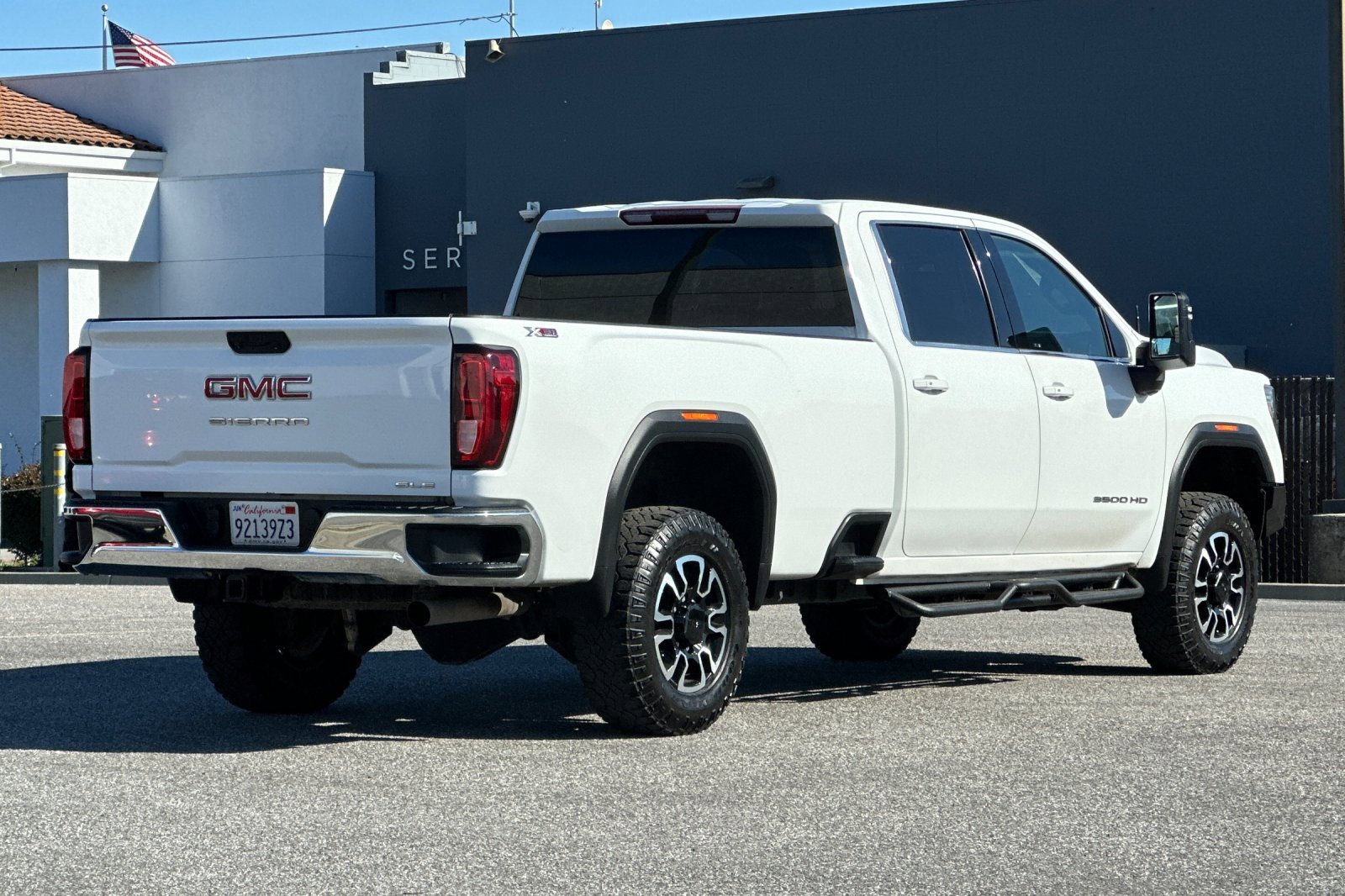 Used 2020 GMC Sierra 3500 SLE image 4