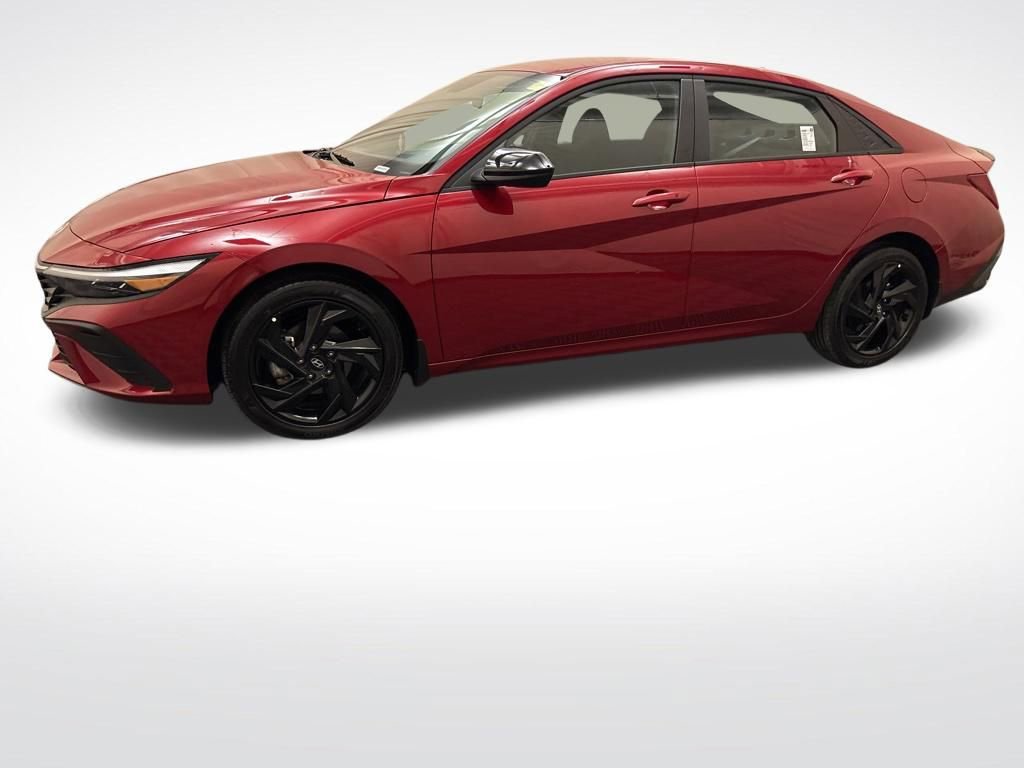 Certified 2026 Hyundai Elantra Sport FWD image 9