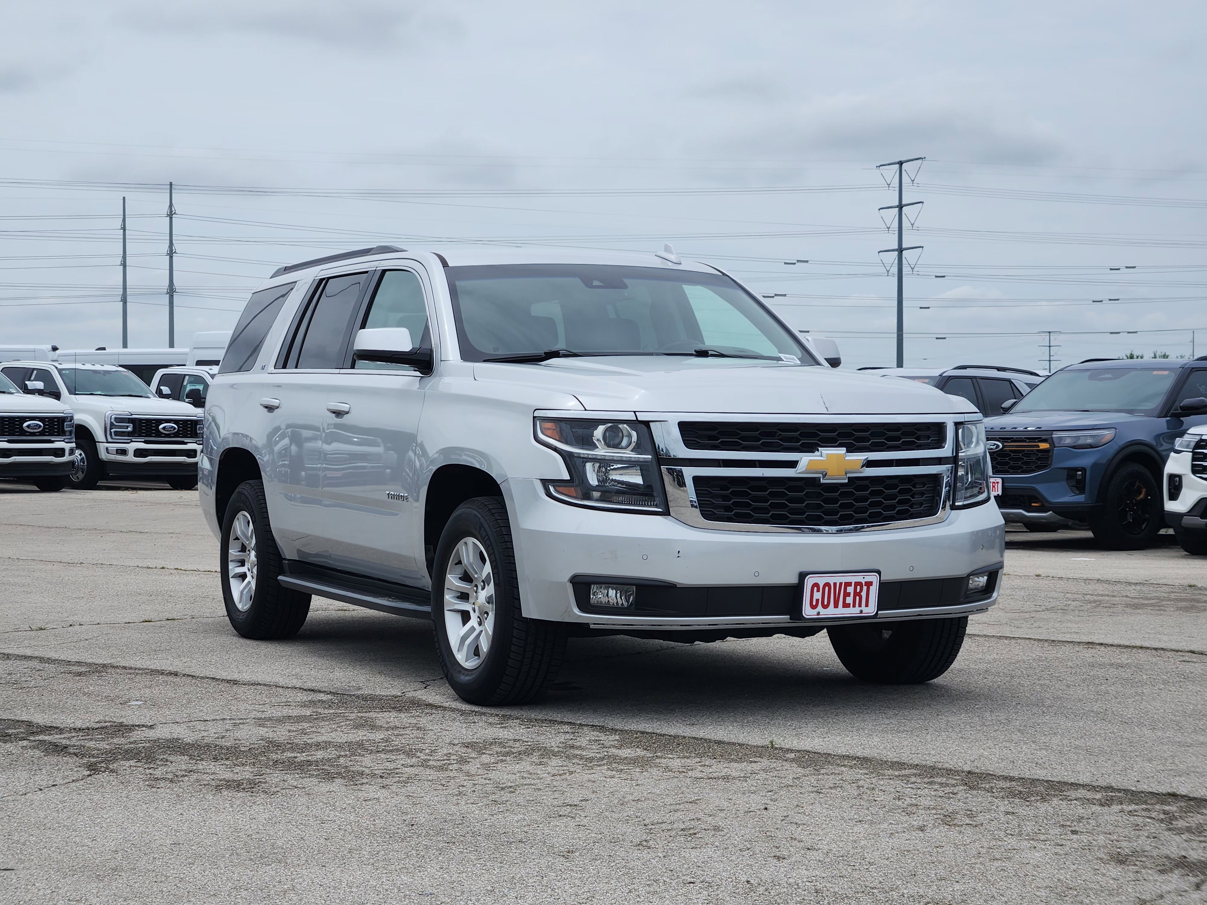 Used 2018 Chevrolet Tahoe LT w/ Luxury Package RWD image 3