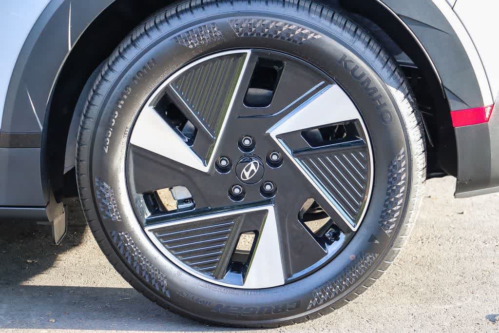 New 2026 Hyundai Ioniq 5 SEL RWD image 13