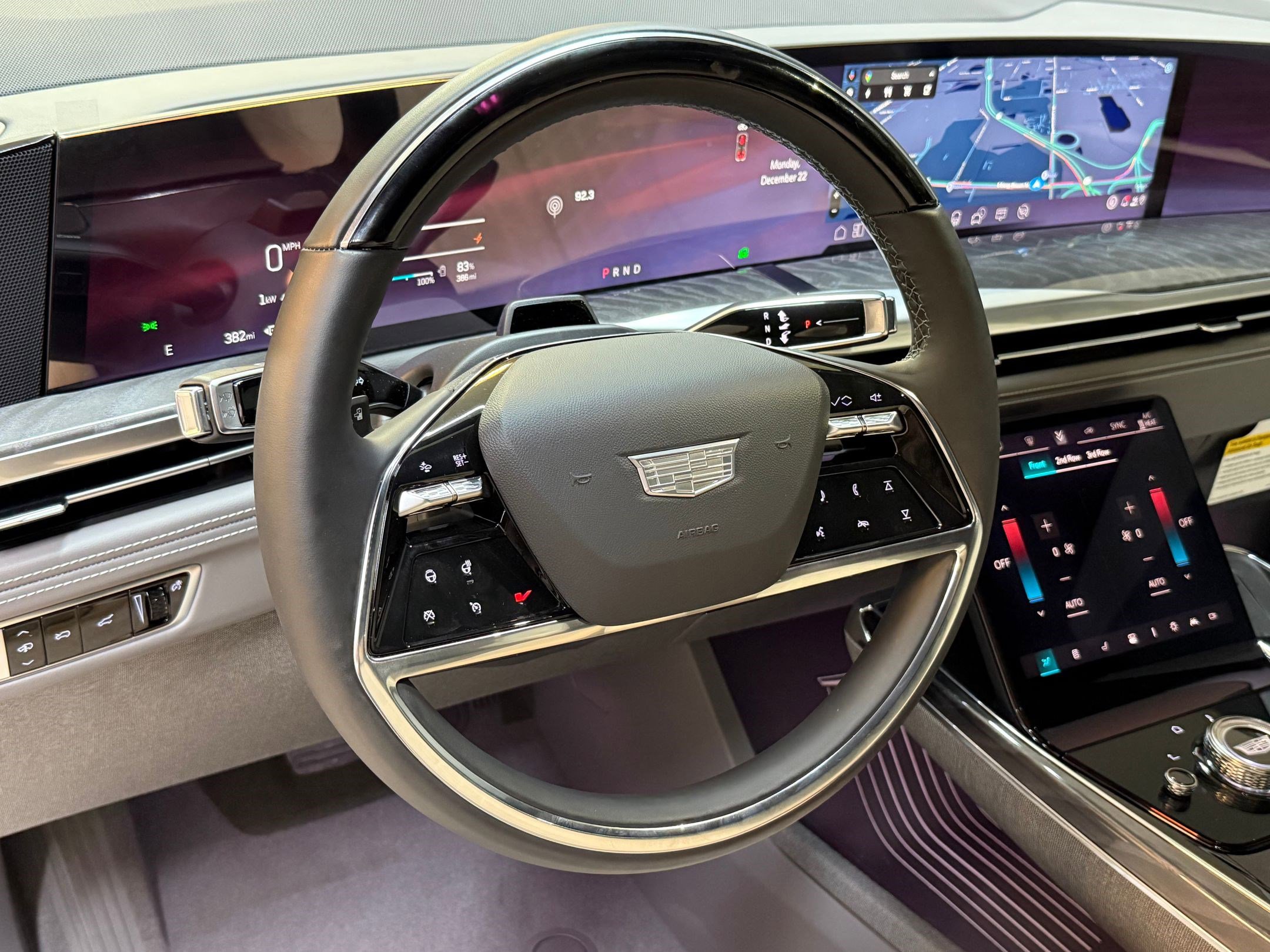 New 2025 Cadillac Escalade IQ Luxury 1 w/ Smart Trailering package image 16