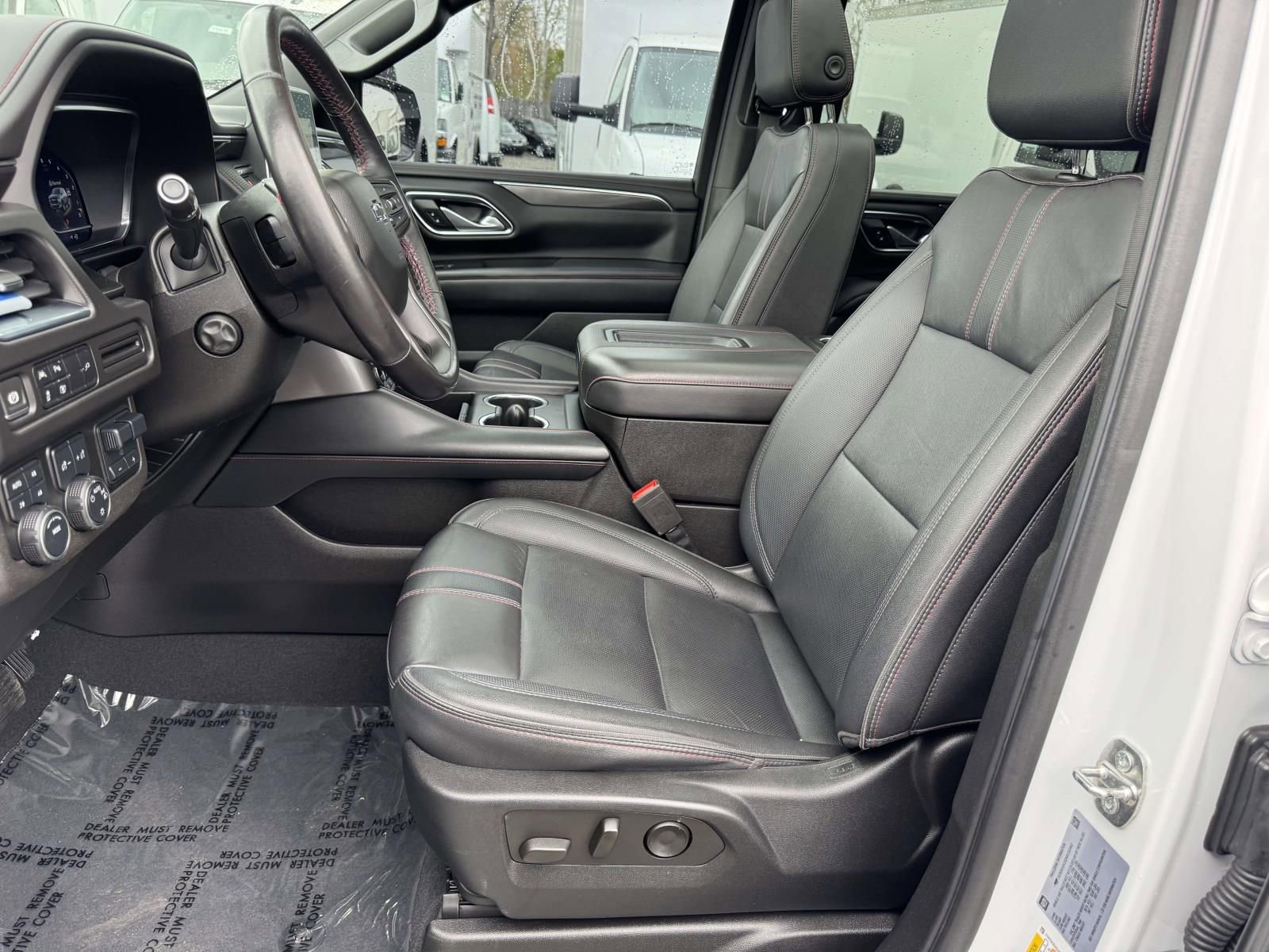 Used 2022 Chevrolet Suburban RST w/ Luxury Package image 23