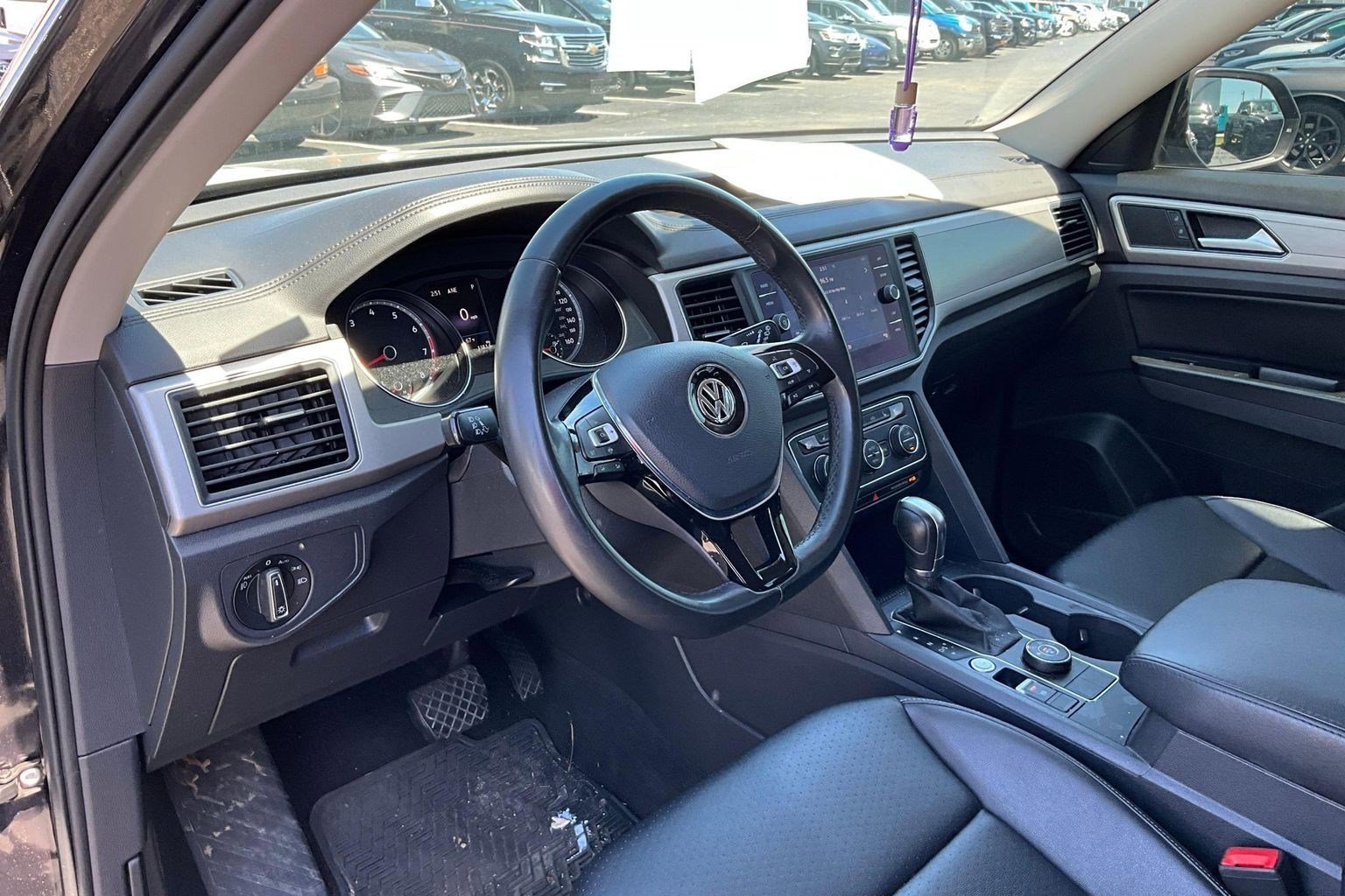 Used 2019 Volkswagen Atlas SE AWD/4WD image 16