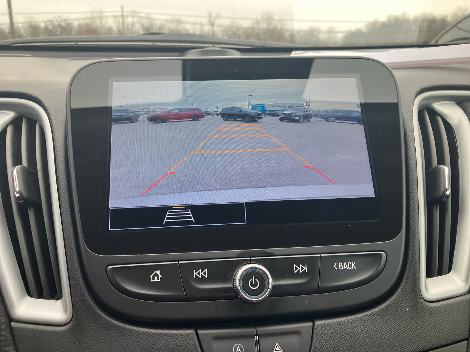 Used 2024 Chevrolet Malibu LT image 20