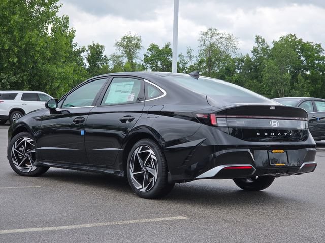 New 2026 Hyundai Sonata SEL FWD image 15