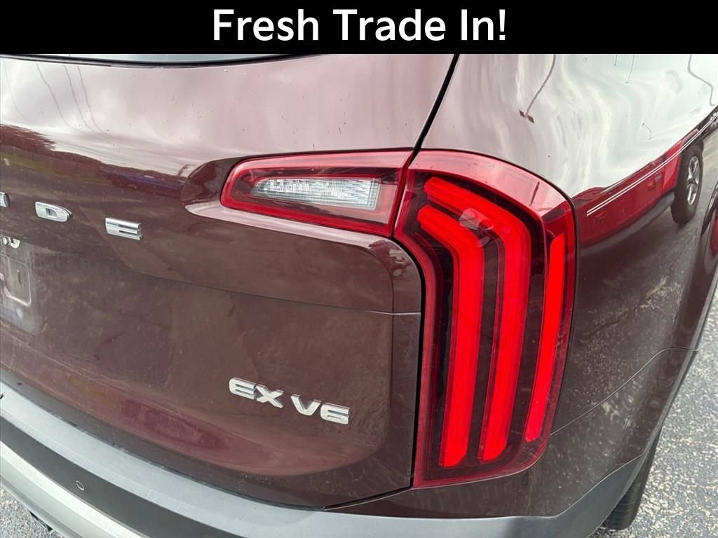 Used 2020 Kia Telluride EX w/ EX Premium Package FWD image 10