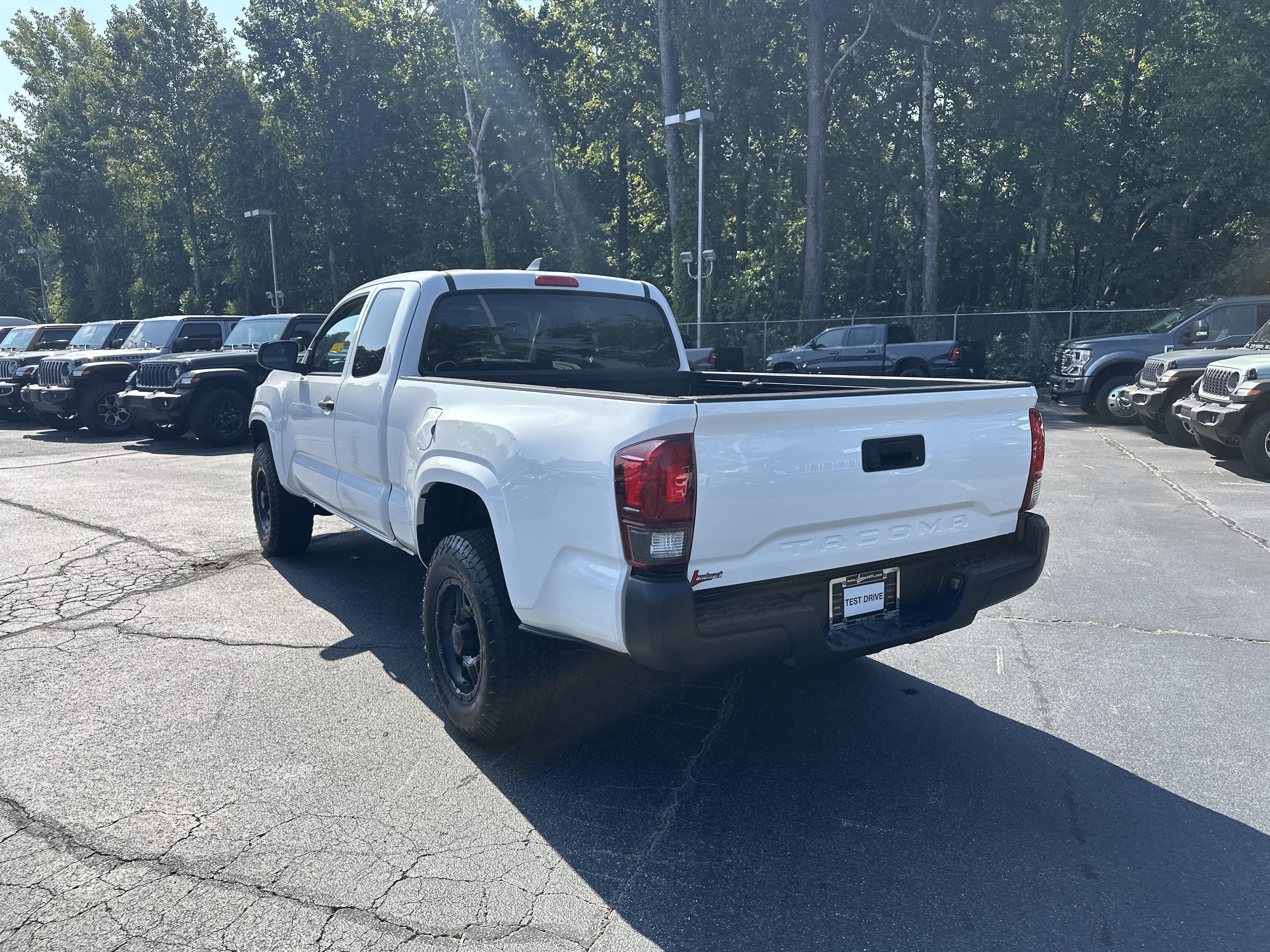 Used 2023 Toyota Tacoma SR RWD image 7