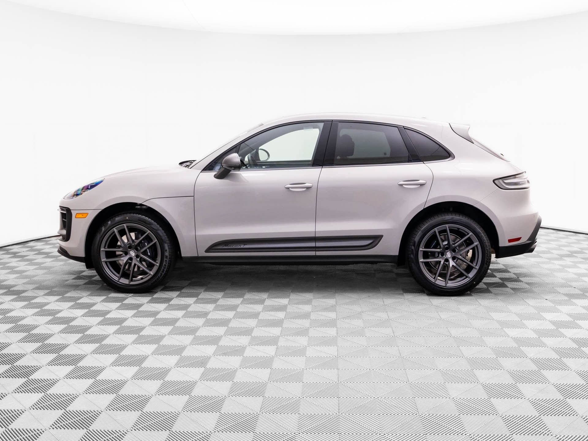 New 2026 Porsche Macan Turbo AWD/4WD video 2