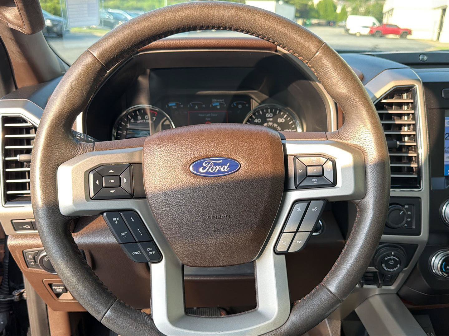 Used 2019 Ford F150 King Ranch w/ Equipment Group 601A Luxury AWD/4WD image 21