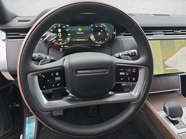 New 2025 Land Rover Range Rover SE image 19