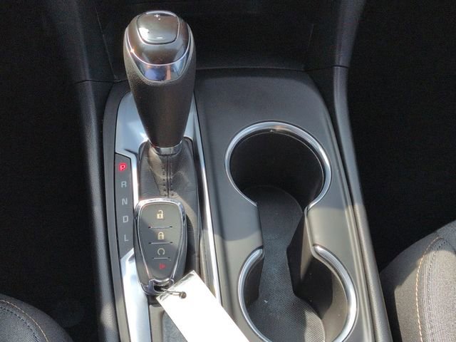 Used 2020 Chevrolet Equinox LT image 18