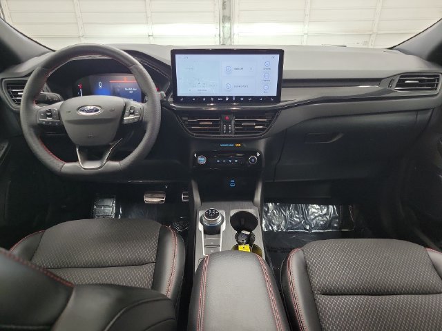 Used 2023 Ford Escape ST-Line w/ Tech Pack #1 AWD/4WD image 13